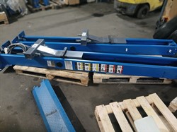 Подъемник двухстоечный 4 т с нижней синхронизацией, H=2,8 м, 380 В, синий rm 831